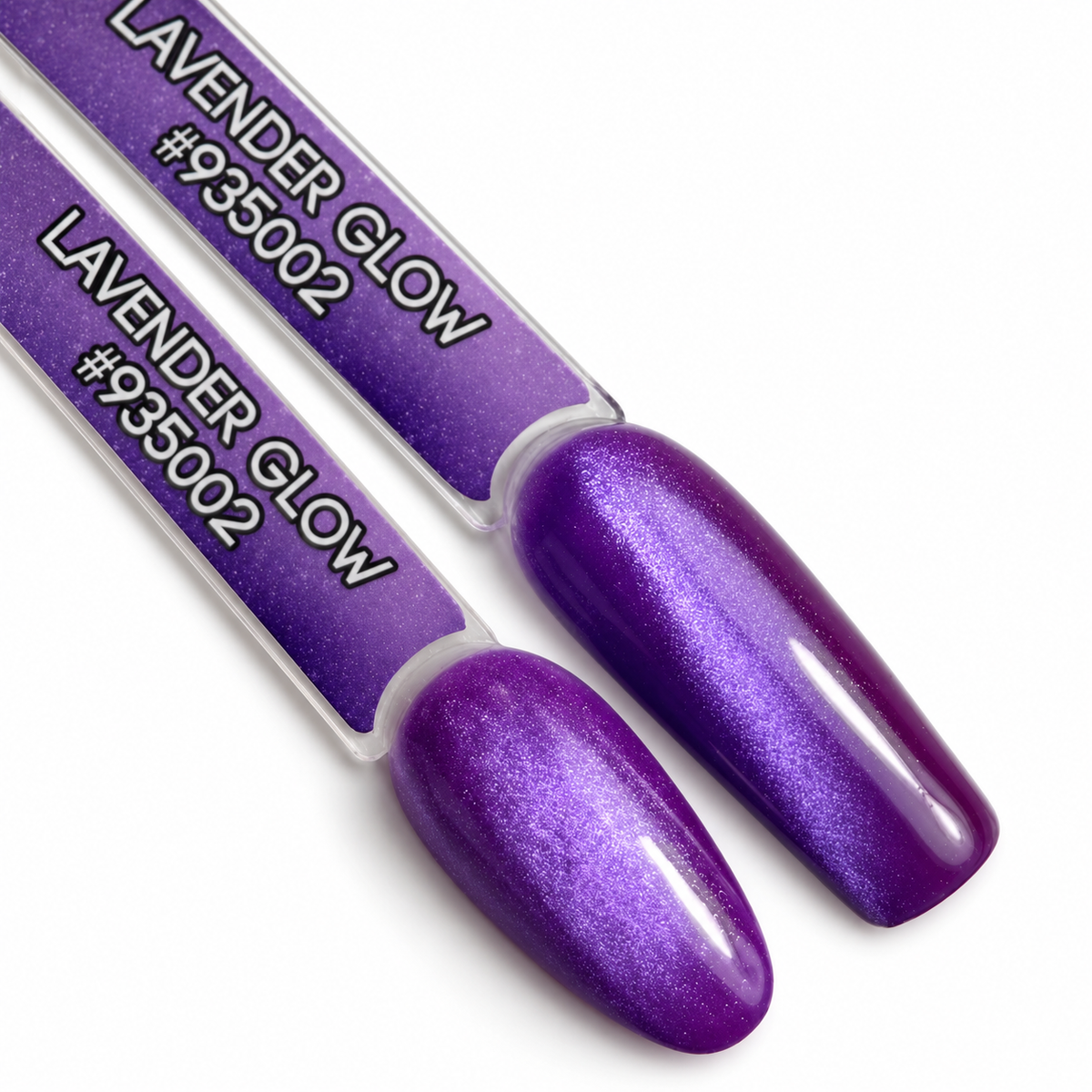 LAVENDER GLOW — #935002
Cat Eye Gel Polish · 10 ml